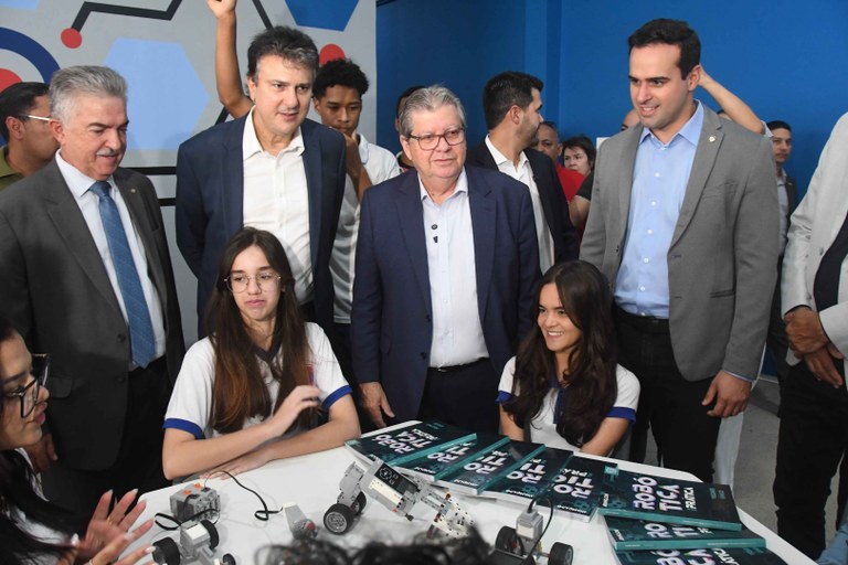 2025.12.16_camilo santana_sala do amanhã digital © Roberto Guedes (170).JPG