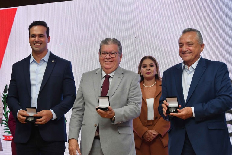 2026.02.09 Nova sede Seplag Sefaz Pge Cge © Leonardo Ariel (35) Medalha Lotep.JPG