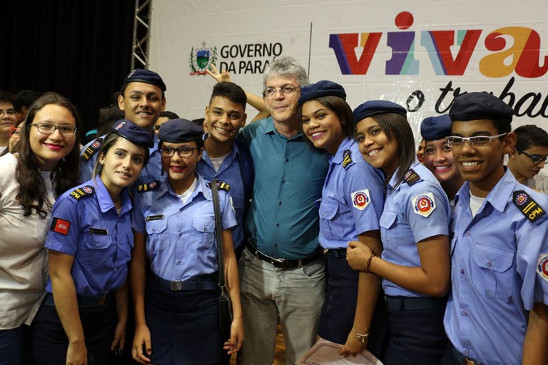 ricardo em giramundo brasil e canada_foto (18).JPG ricardo em giramundo brasil e canada_foto (18).JPG