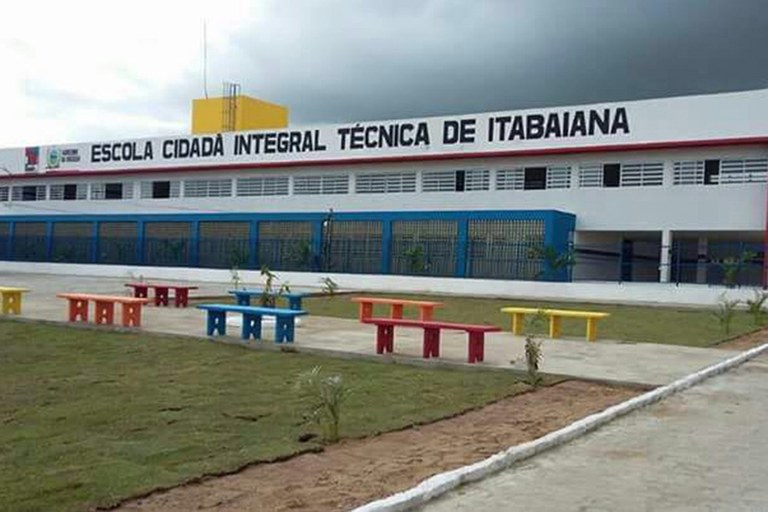 escola.jpg