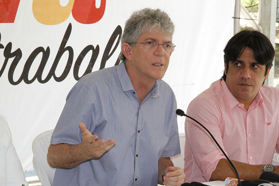 coletiva.jpg