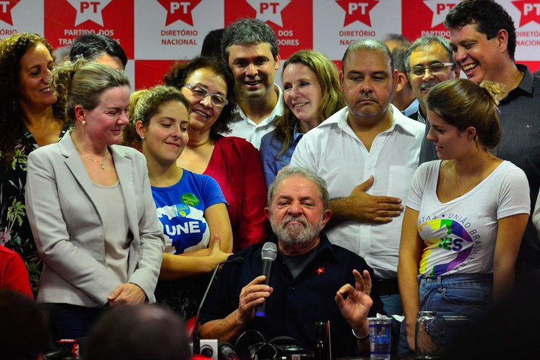 Lula_rovenarosa_agenciabrasil.jpg Lula_rovenarosa_agenciabrasil.jpg