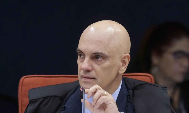 Moraes.jpg