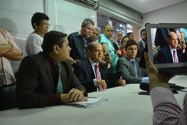Coletiva sobre a CPI da Lagoa 08-03-2016 (3).JPG Coletiva sobre a CPI da Lagoa 08-03-2016 (3).JPG