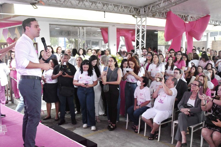 2025.10.02_novembro rosa_lucas ribeiro © Roberto Guedes (69).JPG