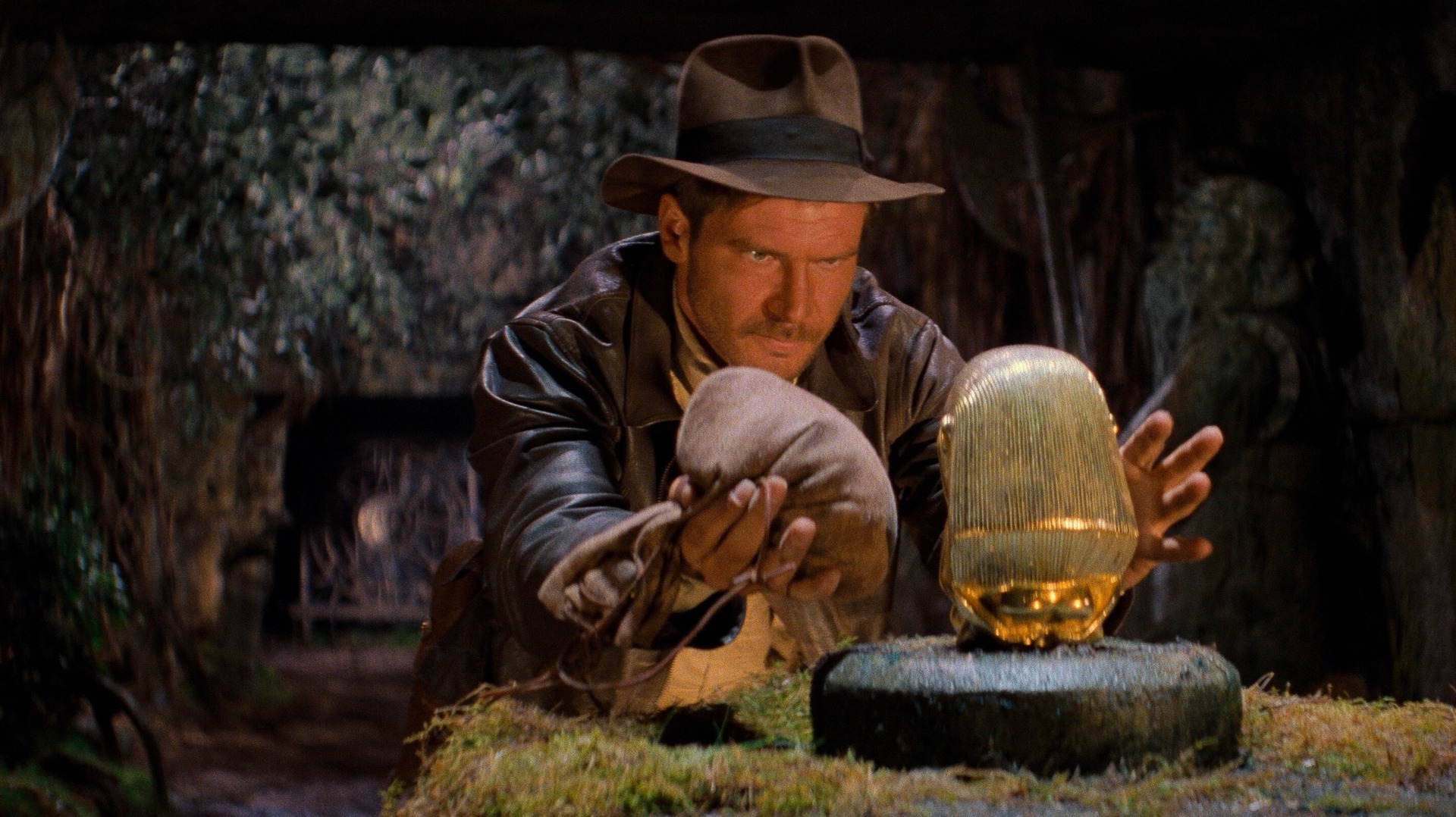 indiana_jones_and_the_raiders_of_the_lost_ark.jpeg