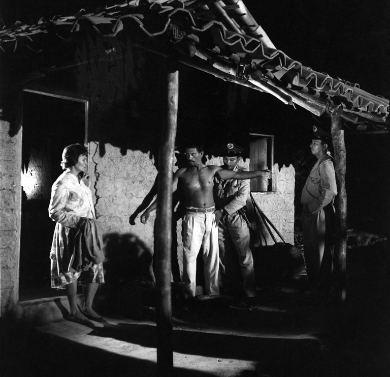 Cabra Marcado para Morrer - 01.JPG