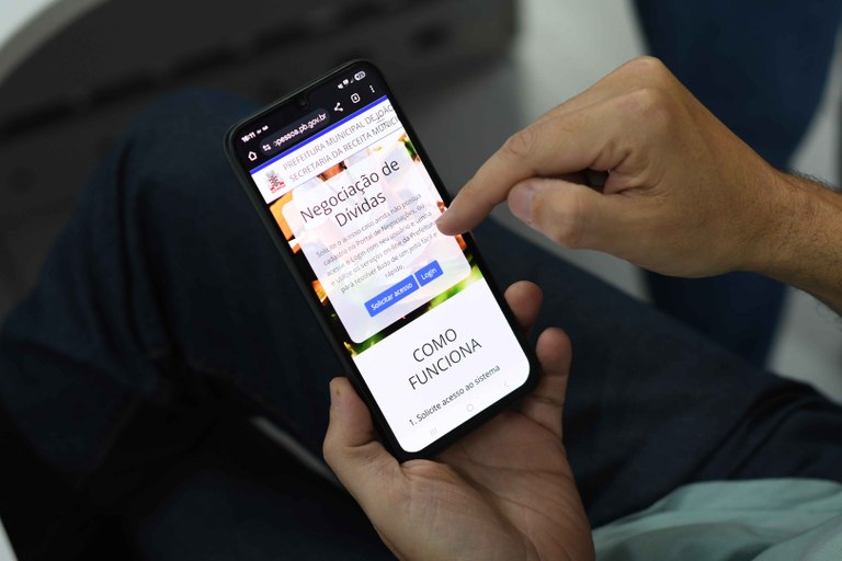 2025.10.14 Negociação de dividas © Joao Pedrosa.JPG