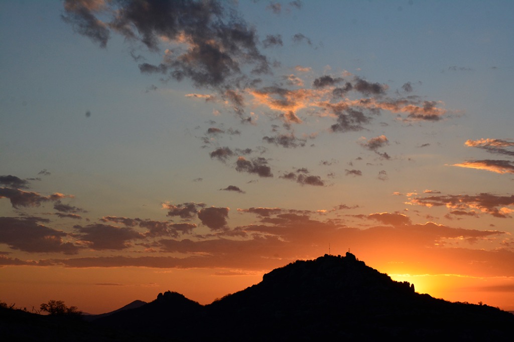 por do sol fazenda salmabaia © roberto guedes (5).JPG