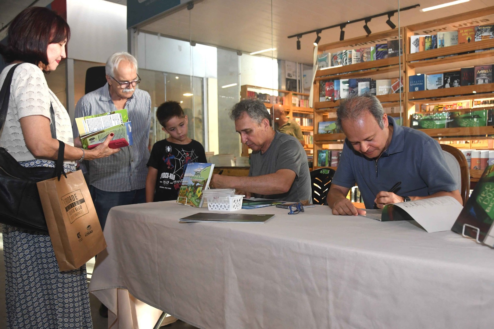 2026.01.22 Lançamento livros infantis_Jairo e Edvaldo © João Pedrosa (11).JPG