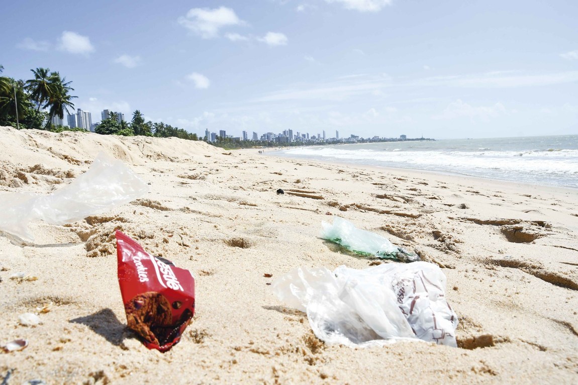 Projeto da UFPB reduz impacto de resíduos no oceano