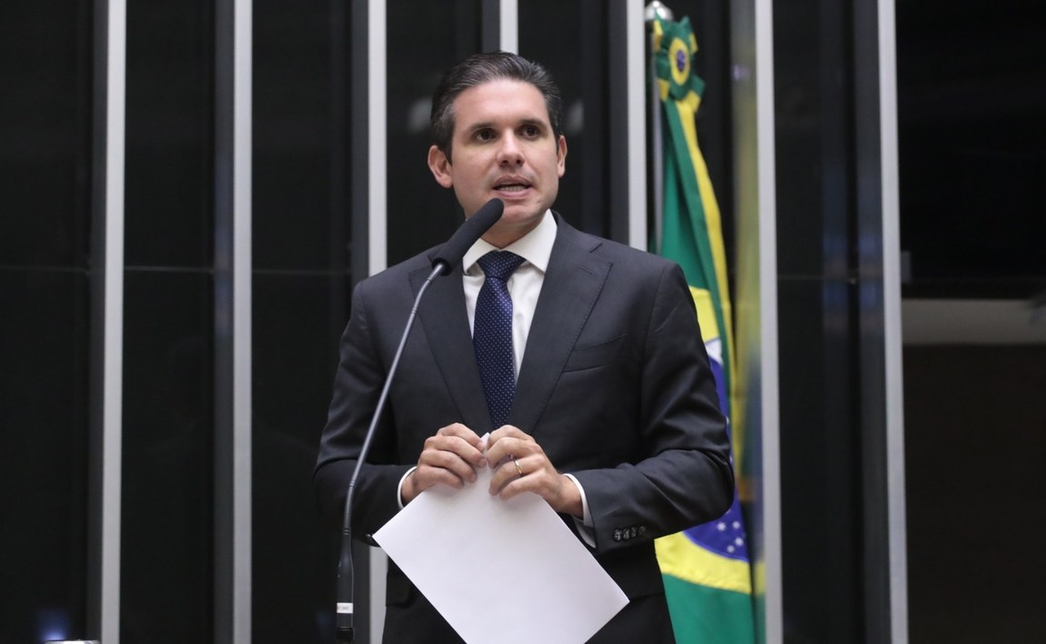 Ministros voltam à Câmara para votar em Hugo Motta para presidente